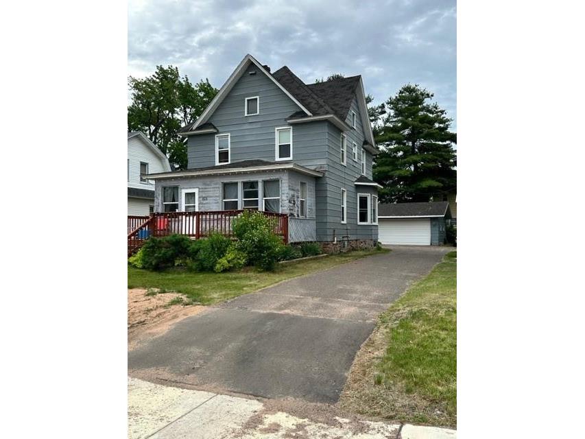 806 N River Street, Spooner, WI, 54801 MLS 1573724 Edina Realty