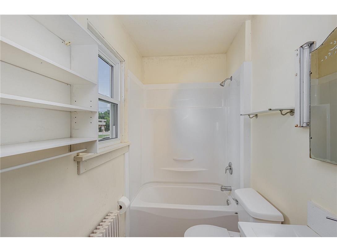 808 9th Avenue E Menomonie WI 54751 1597735 image12