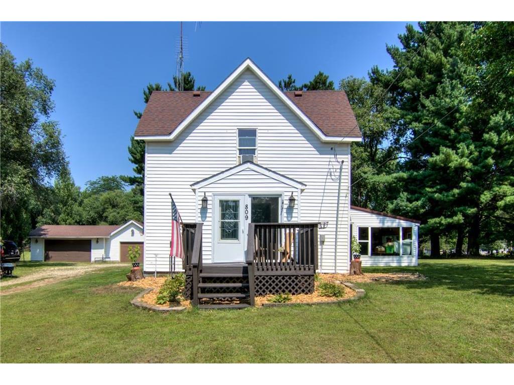 809 University Avenue Colfax WI 54730 1585068 image1