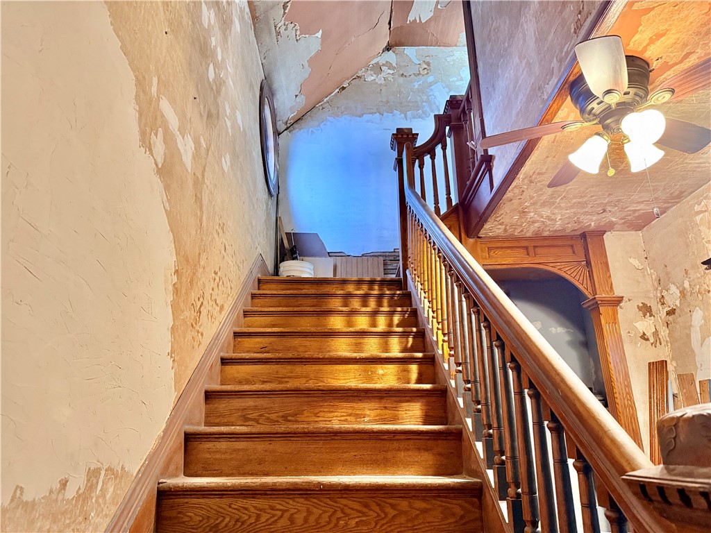 810 E La Salle Avenue Barron WI 54812 1598204 image11