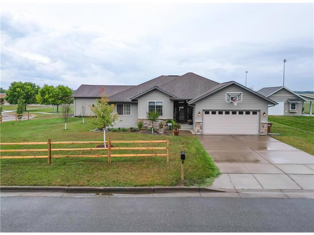 811 8th Avenue Bloomer WI 54724 1576916 image1