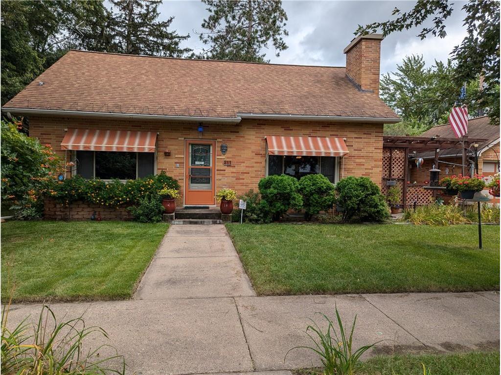 811 Eagle Street Chippewa Falls WI 54729 1585349 image1