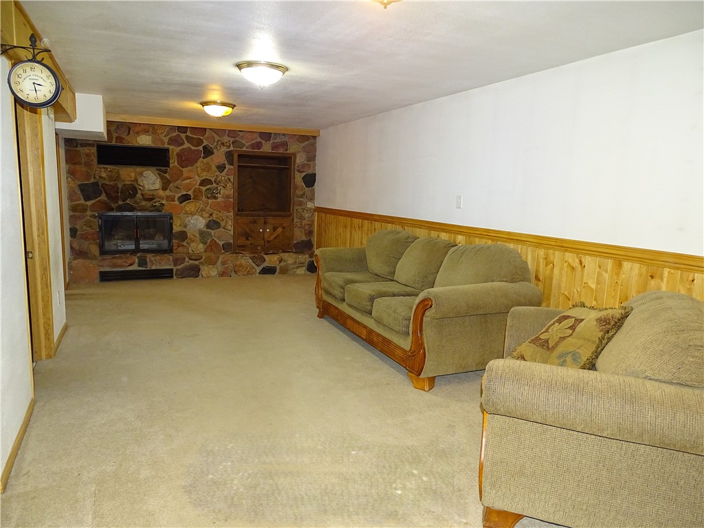 812 11th Avenue E Durand WI 54736 1596952 image18
