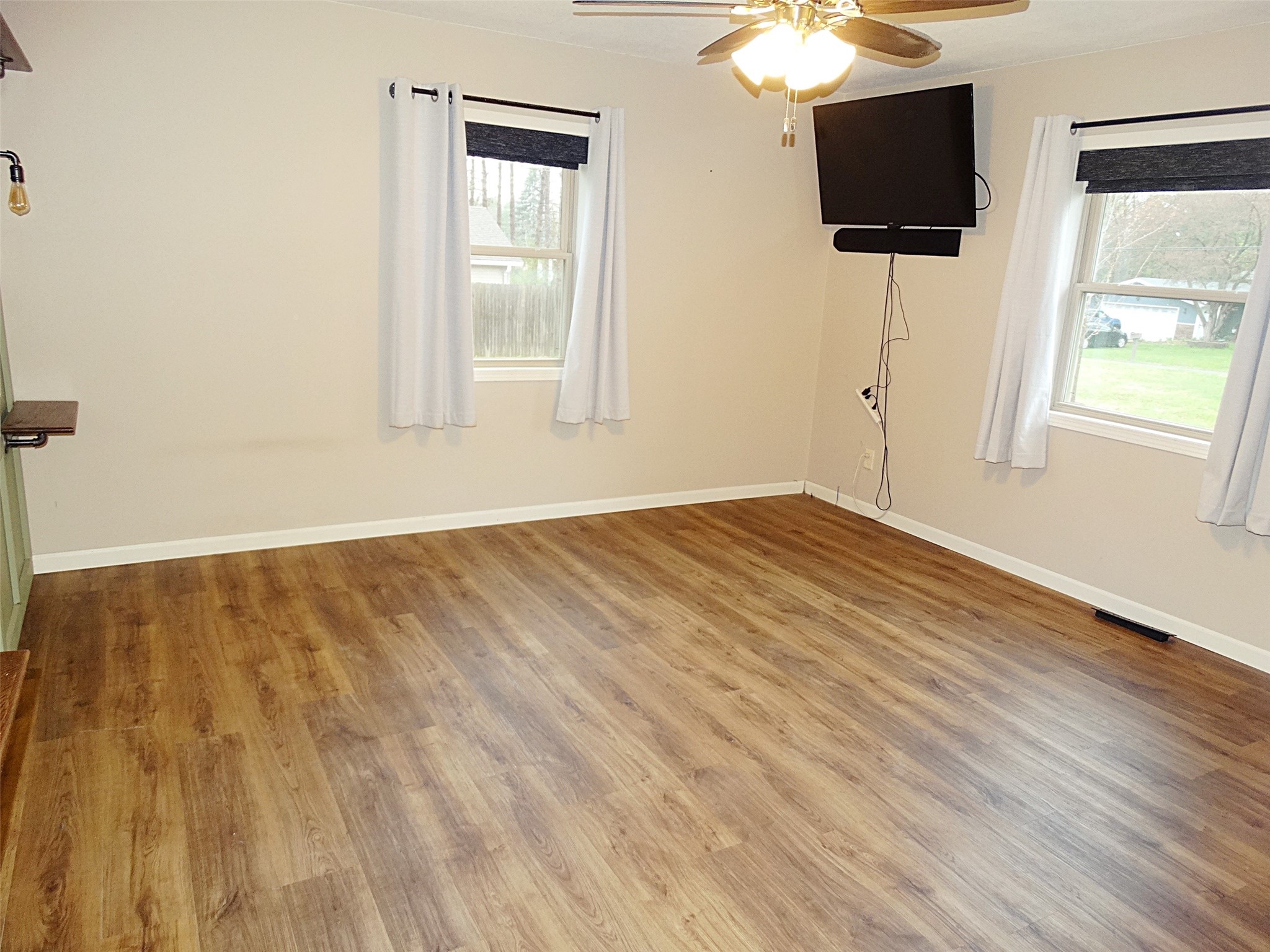 812 E Barker Street Rice Lake WI 54868 1600471 image21