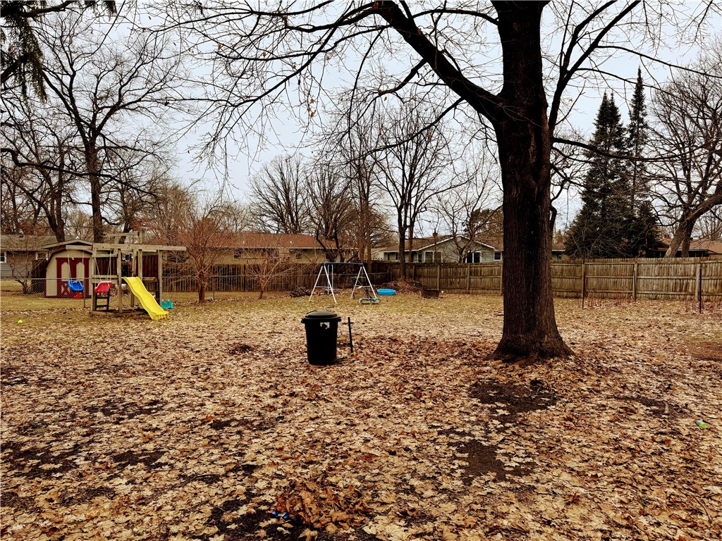 812 Green Acres Court Eau Claire WI 54703 1598972 image2