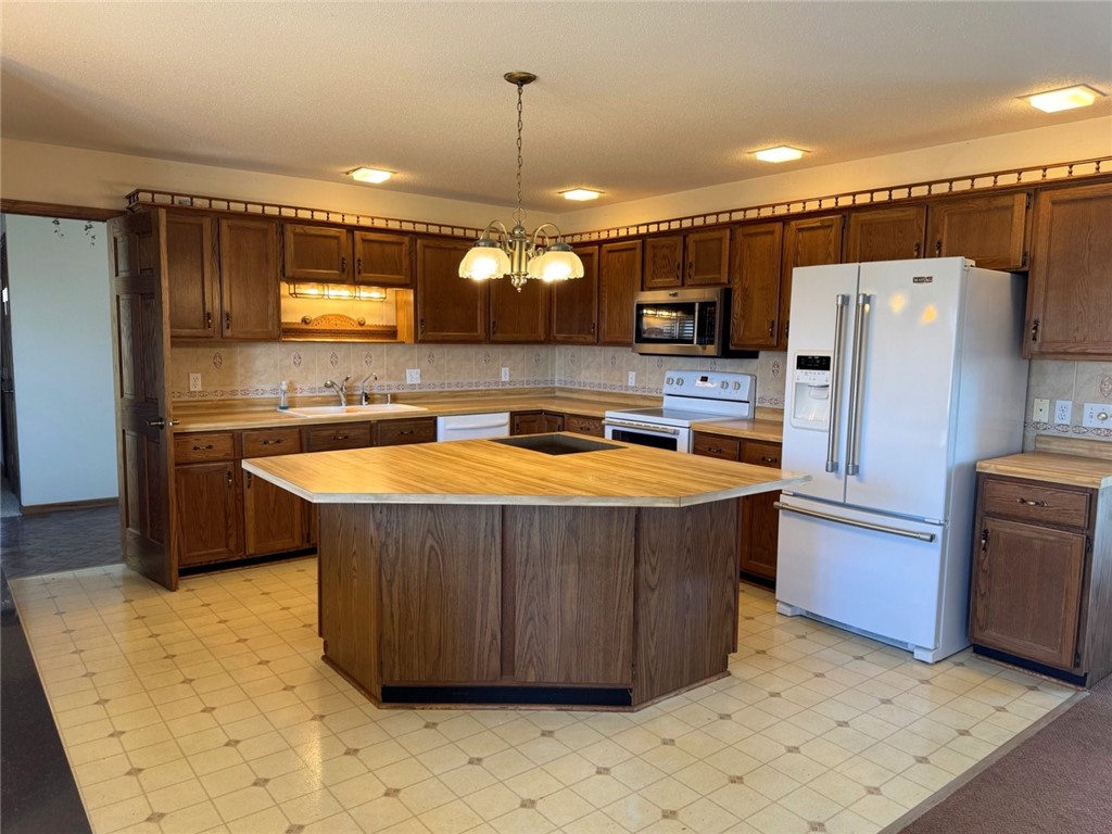 812 Oak Street Barron WI 54812 1598846 image11