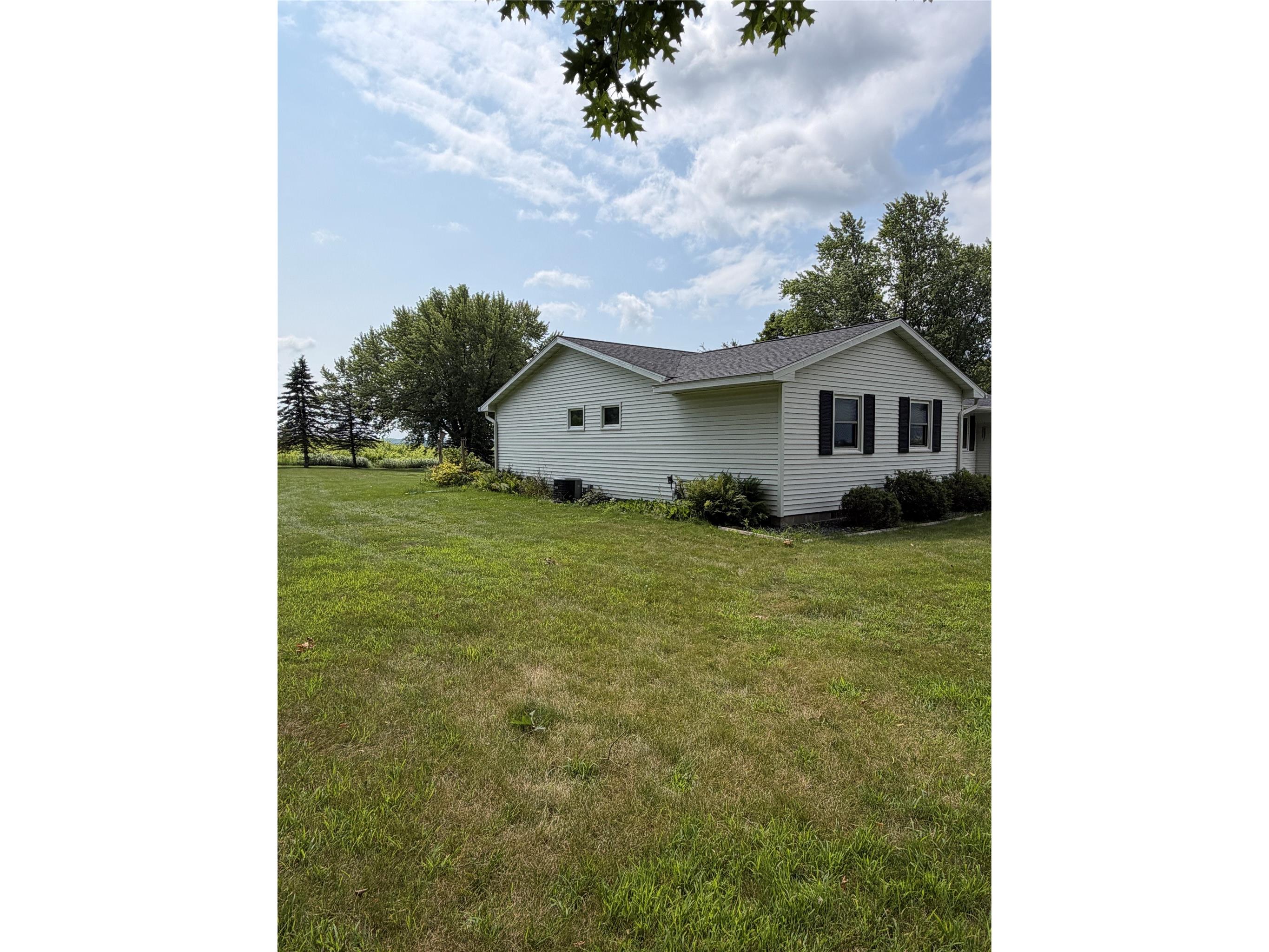 812 Oak Street Barron WI 54812 1598846 image3