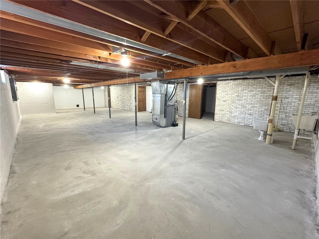812 Oak Street Barron WI 54812 1598846 image32