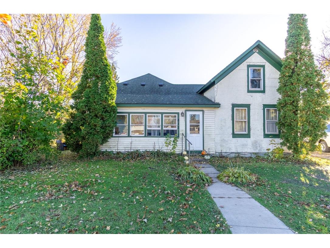 812 W Lincoln Street #1&2 Augusta WI 54722 1596757 image1