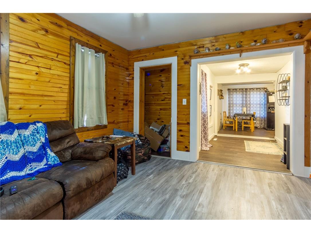 812 W Lincoln Street #1&2 Augusta WI 54722 1596757 image18