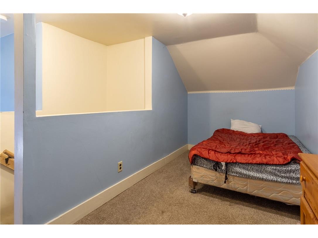 812 W Lincoln Street #1&2 Augusta WI 54722 1596757 image36