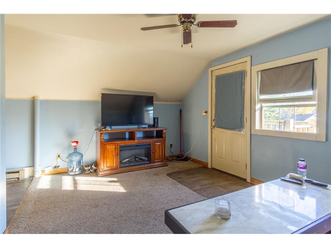 812 W Lincoln Street #1&2 Augusta WI 54722 1596757 image40