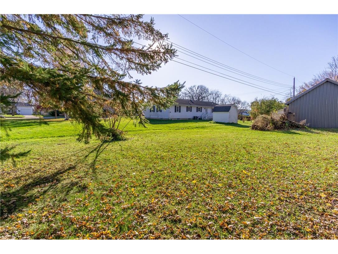 812 W Lincoln Street #1&2 Augusta WI 54722 1596757 image8