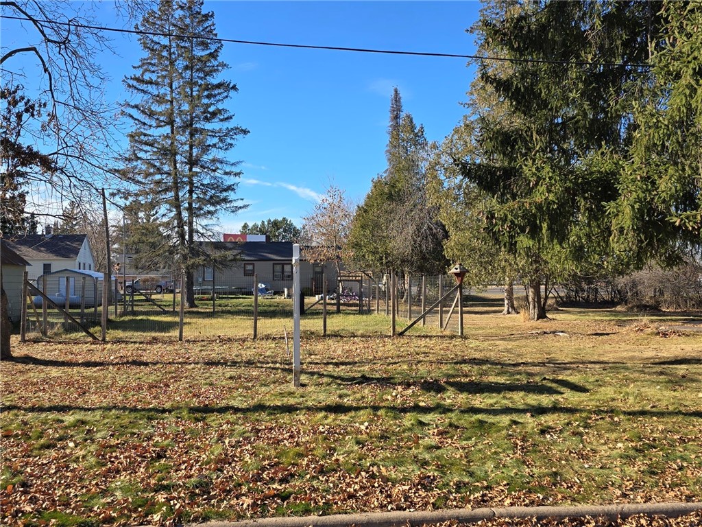 814 E 4th Street N Ladysmith WI 54848 1594983 image3