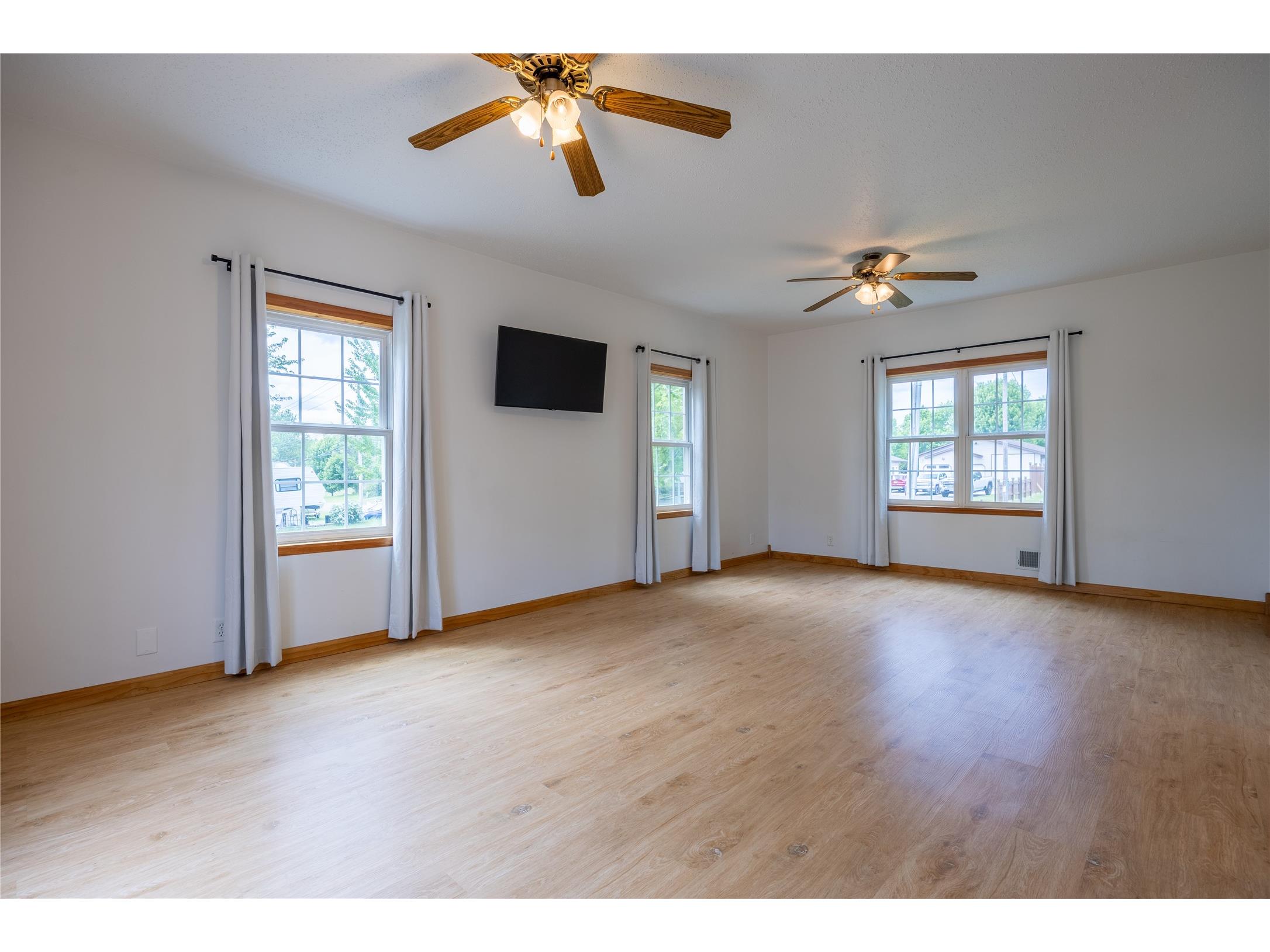 814 Menasha Avenue E Ladysmith WI 54848 - Ladysmith 1601588 image5