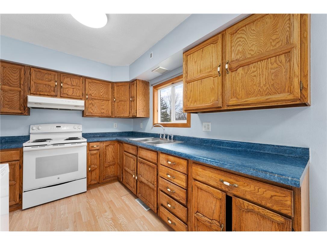 816 E 9th Street S Ladysmith WI 54848 1597088 image10