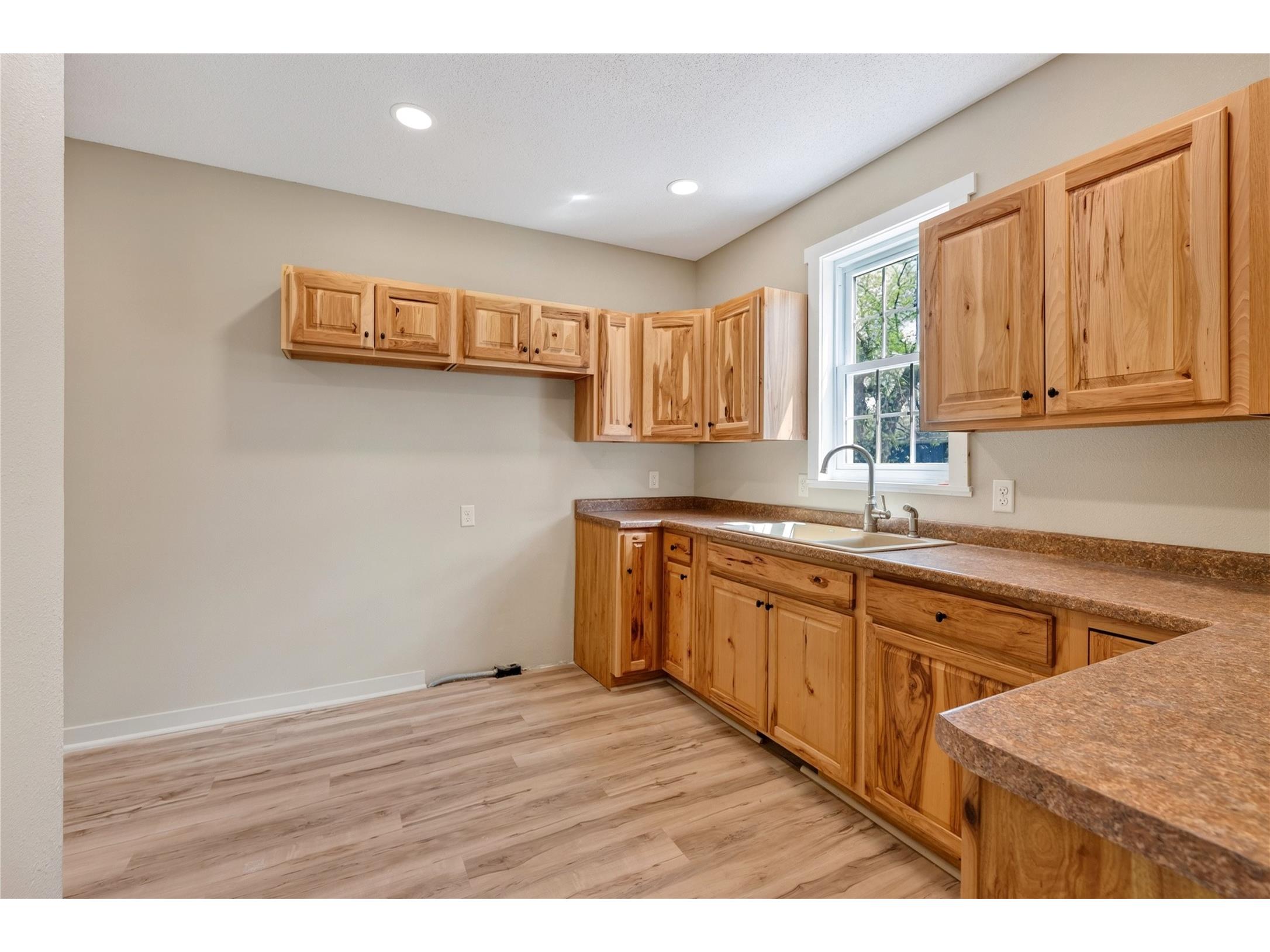 816 N Summit Street Spooner WI 54801 1600786 image14
