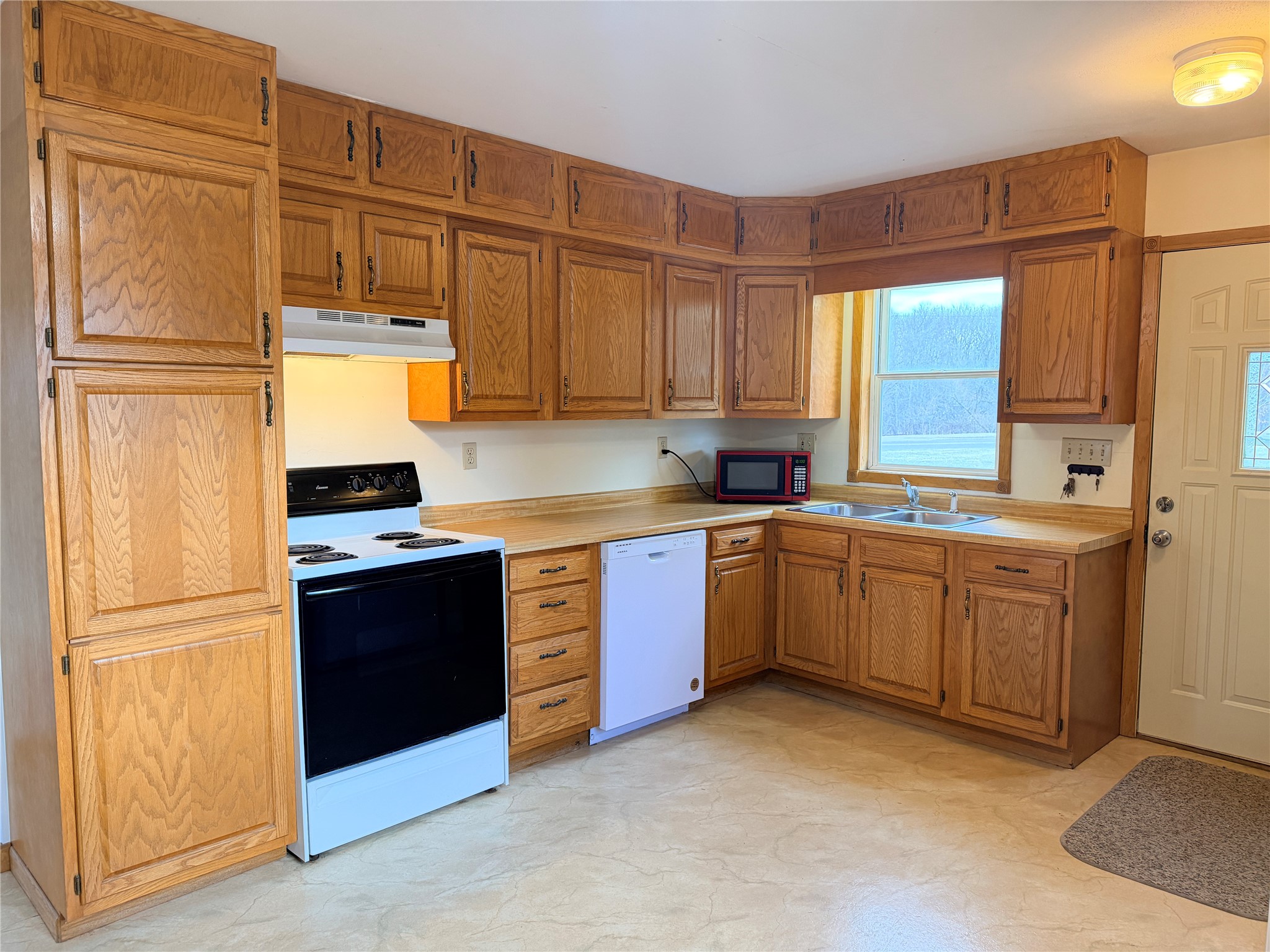 816 S Wisconsin Avenue Rice Lake WI 54868 - Red Cedar 1599759 image7