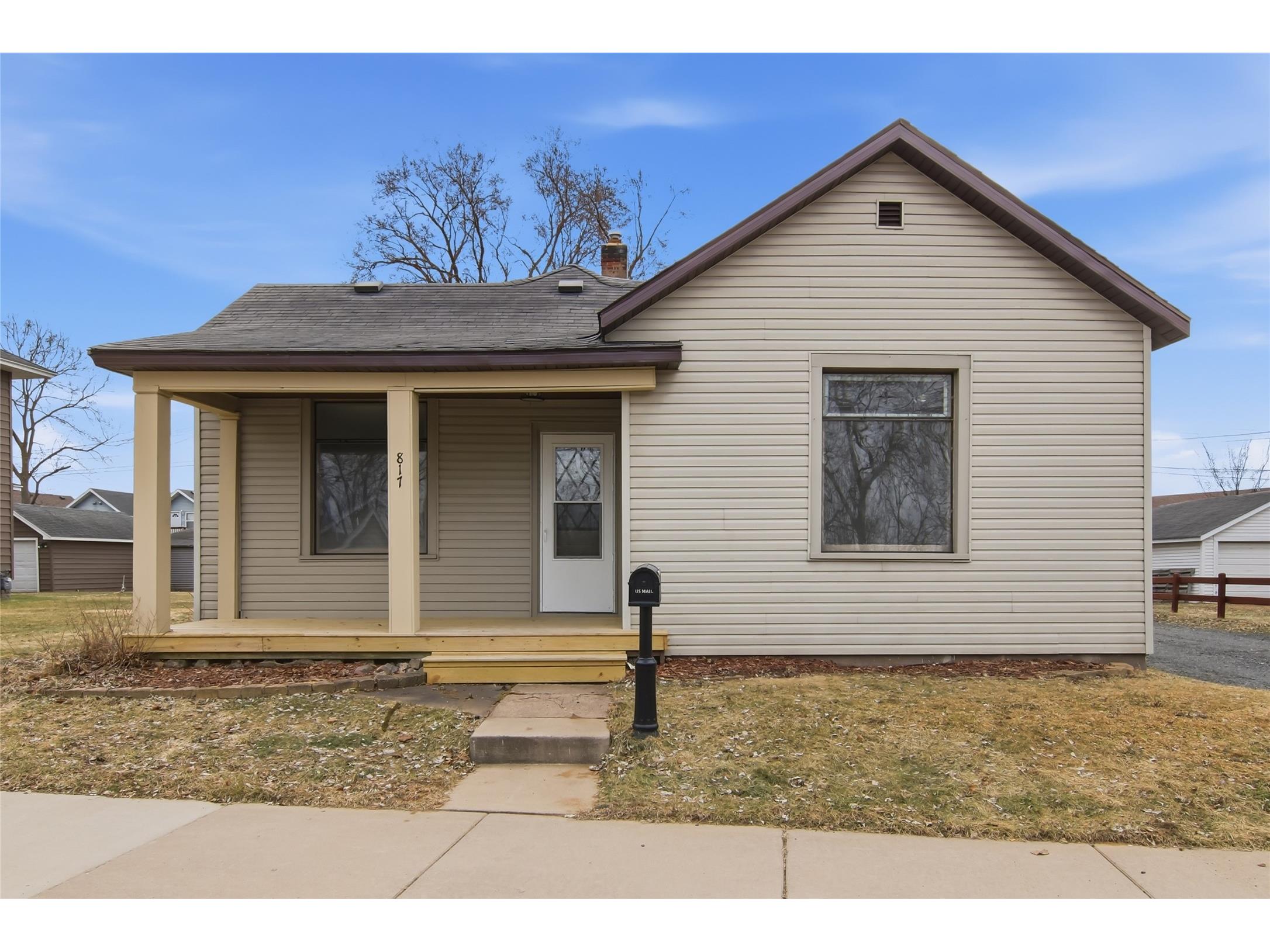 817 E Grand Avenue Eau Claire WI 54701 1598637 image1