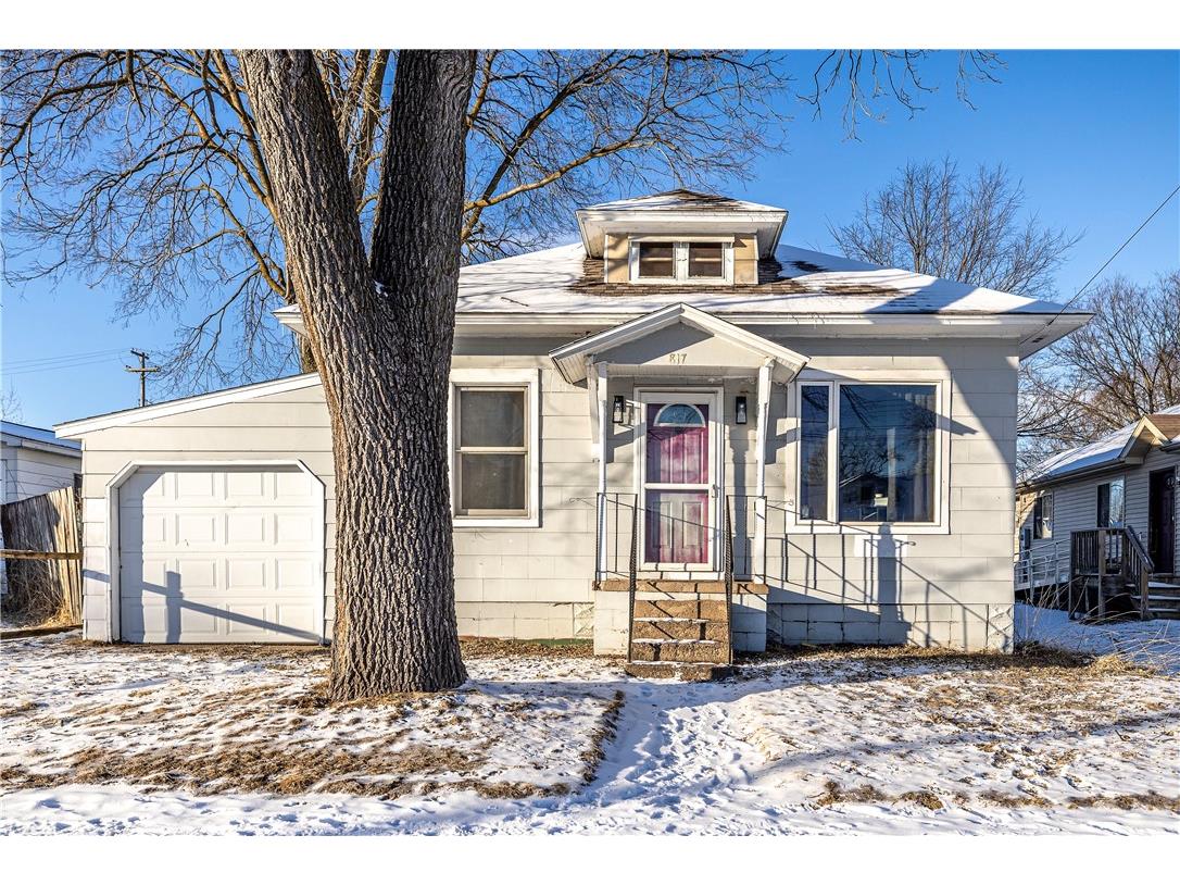 817 Tyler Street Black River Falls WI 54615 1588852 image1