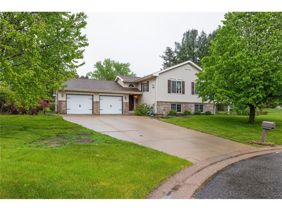 819 Fairway Circle Black River Falls WI 54615 1591420 image1