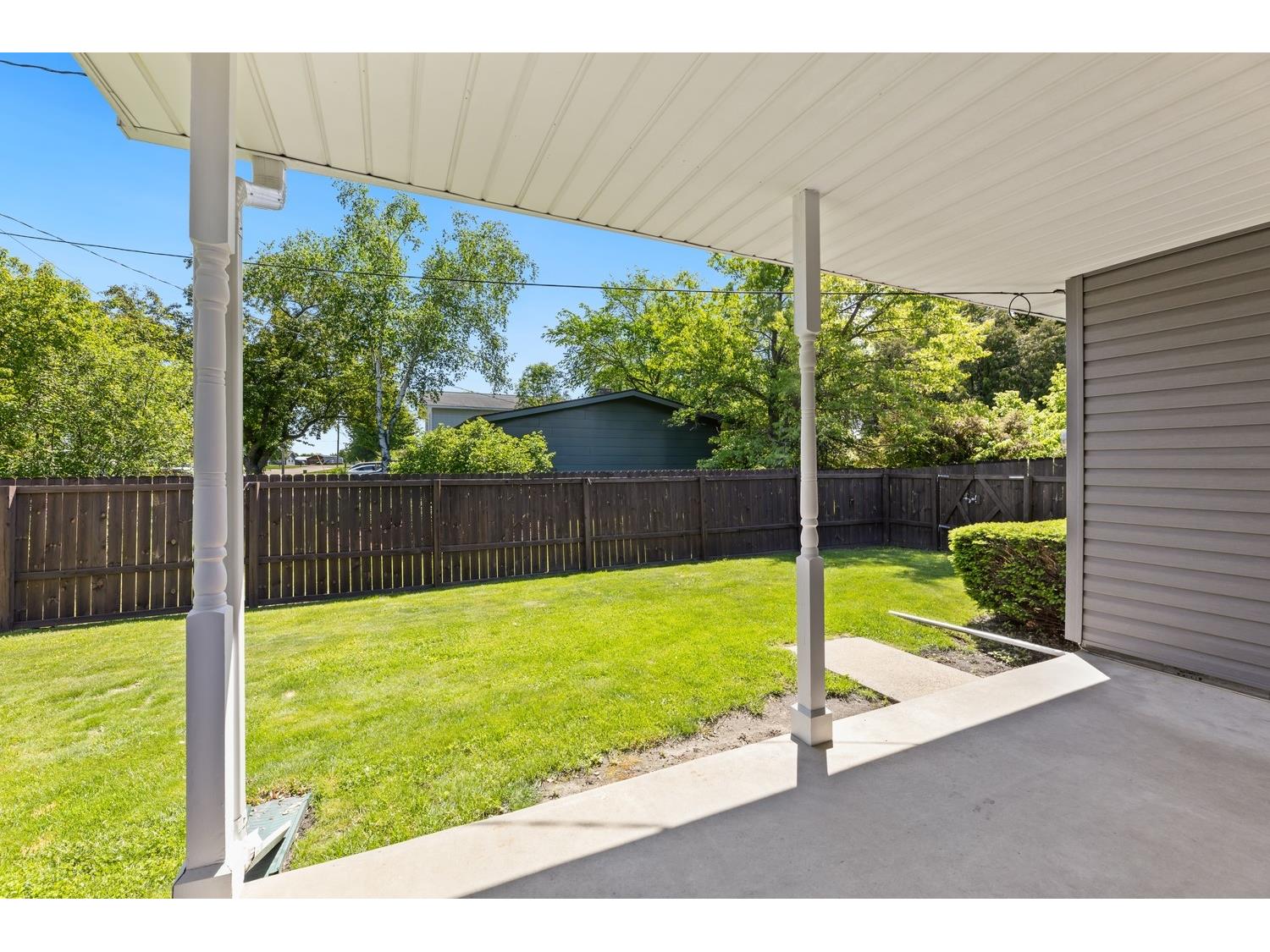 819 Forrest Street Black River Falls WI 54615 1601568 image24