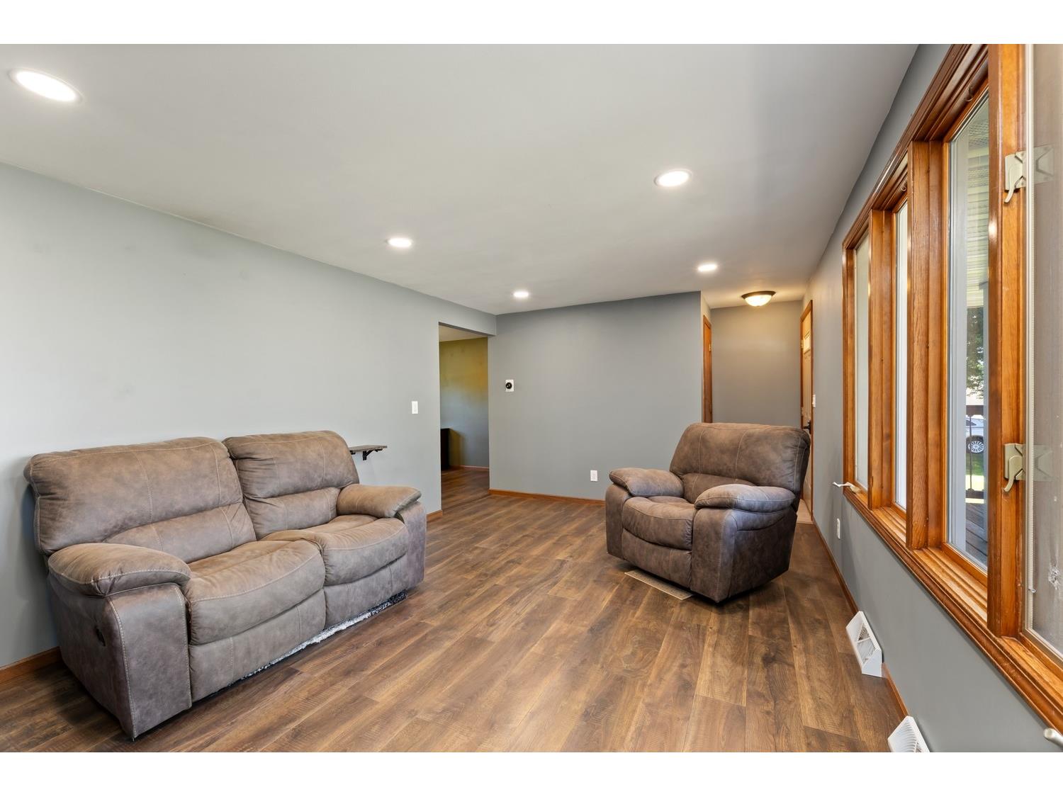 819 Forrest Street Black River Falls WI 54615 1601568 image3