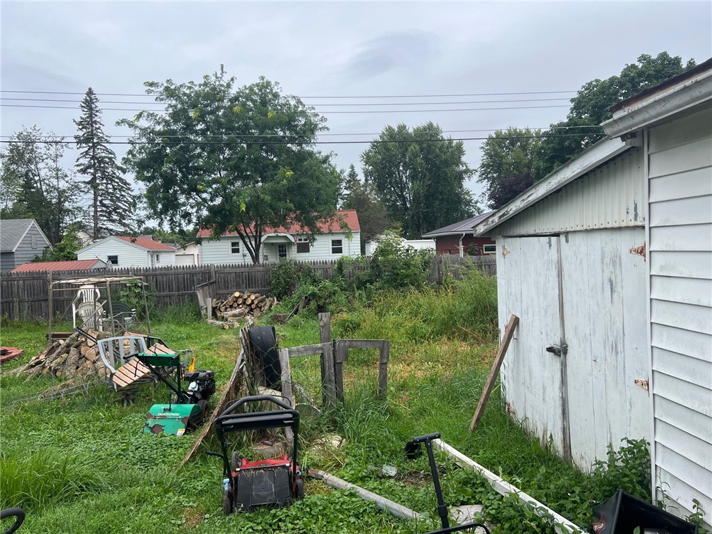 819 W Lincoln Street Augusta WI 54722 1594749 image12