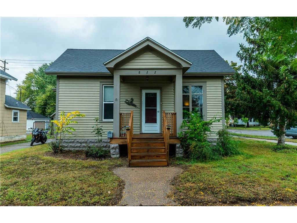 822 5th Avenue, Eau Claire, WI, 54703 MLS 1577184 Edina Realty