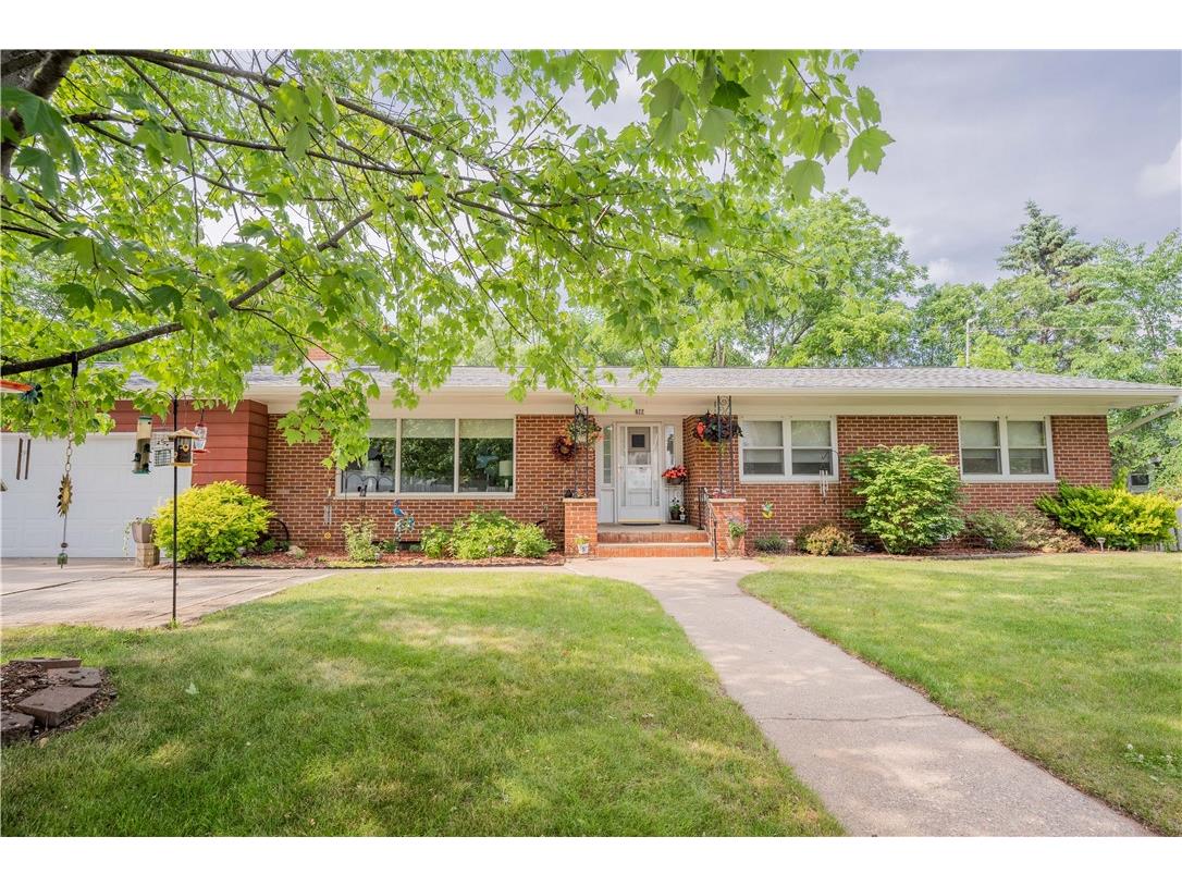 822 E Madison Street Durand WI 54736 1573939 image1