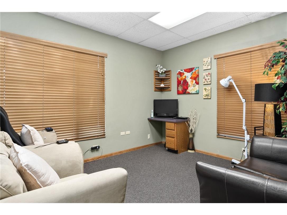 824 S Hastings Way Eau Claire WI 54701 1592824 image9