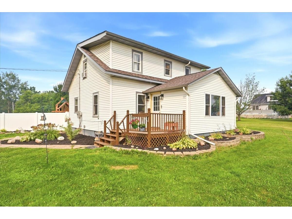 825 1st Avenue Cumberland WI 54829 1603333 image1