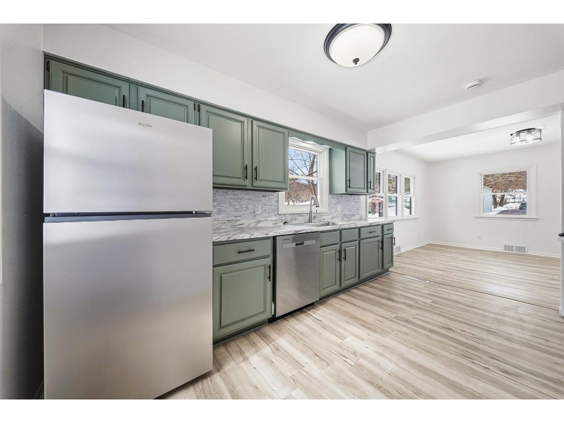 827 Truax Boulevard Eau Claire WI 54703 1599055 image14