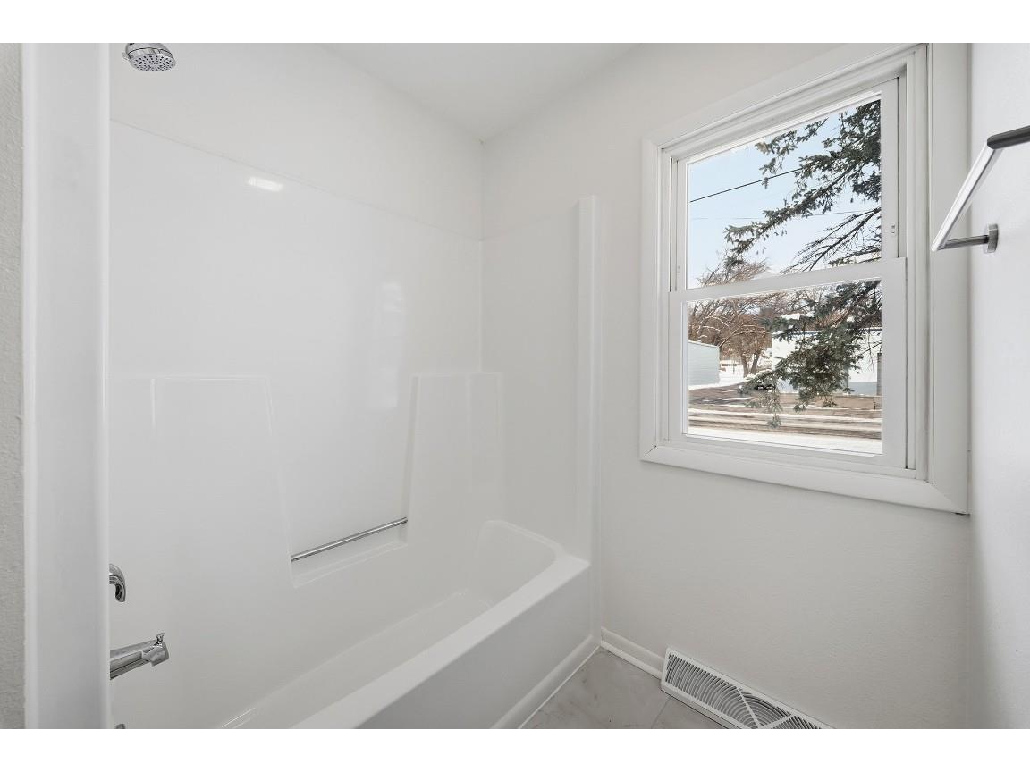 827 Truax Boulevard Eau Claire WI 54703 1599055 image20