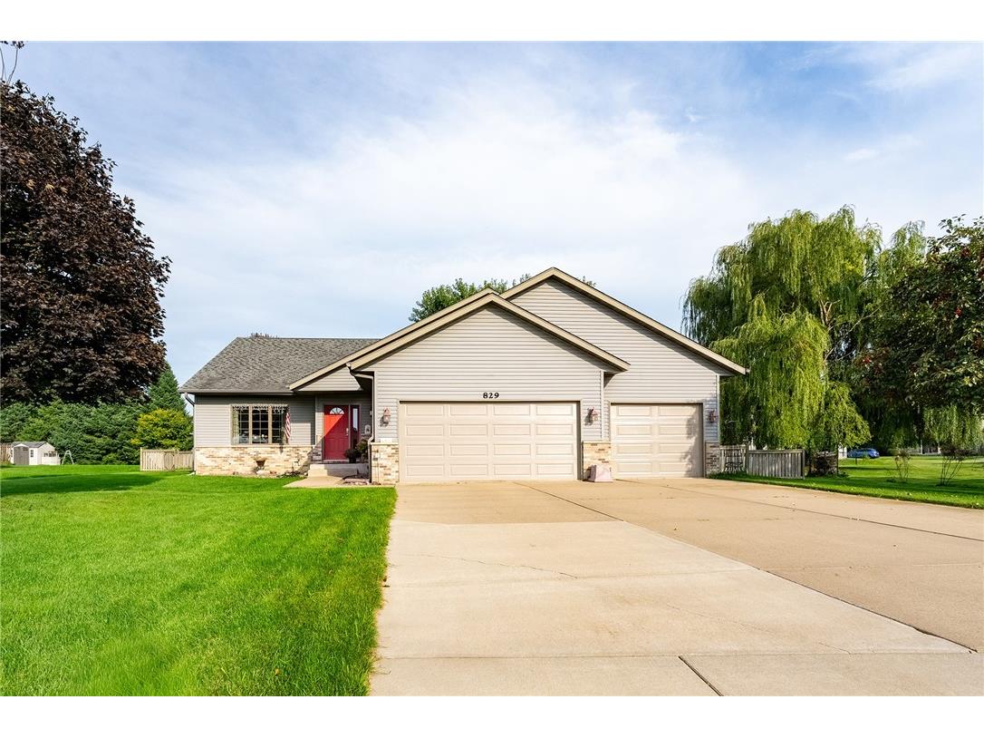 829 Bluff View Circle W Chippewa Falls WI 54729 1595660 image1