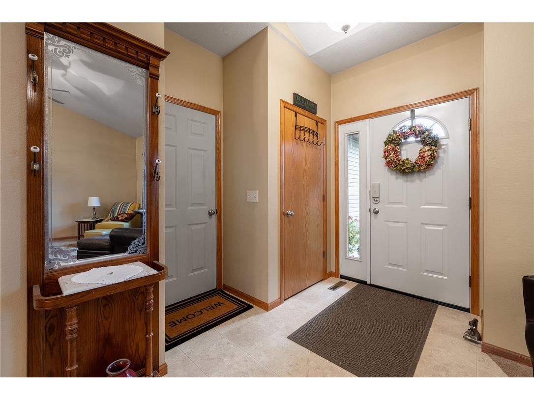 829 Bluff View Circle W Chippewa Falls WI 54729 1595660 image2