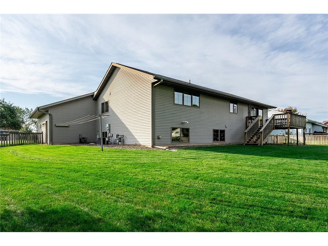 829 Bluff View Circle W Chippewa Falls WI 54729 1595660 image22