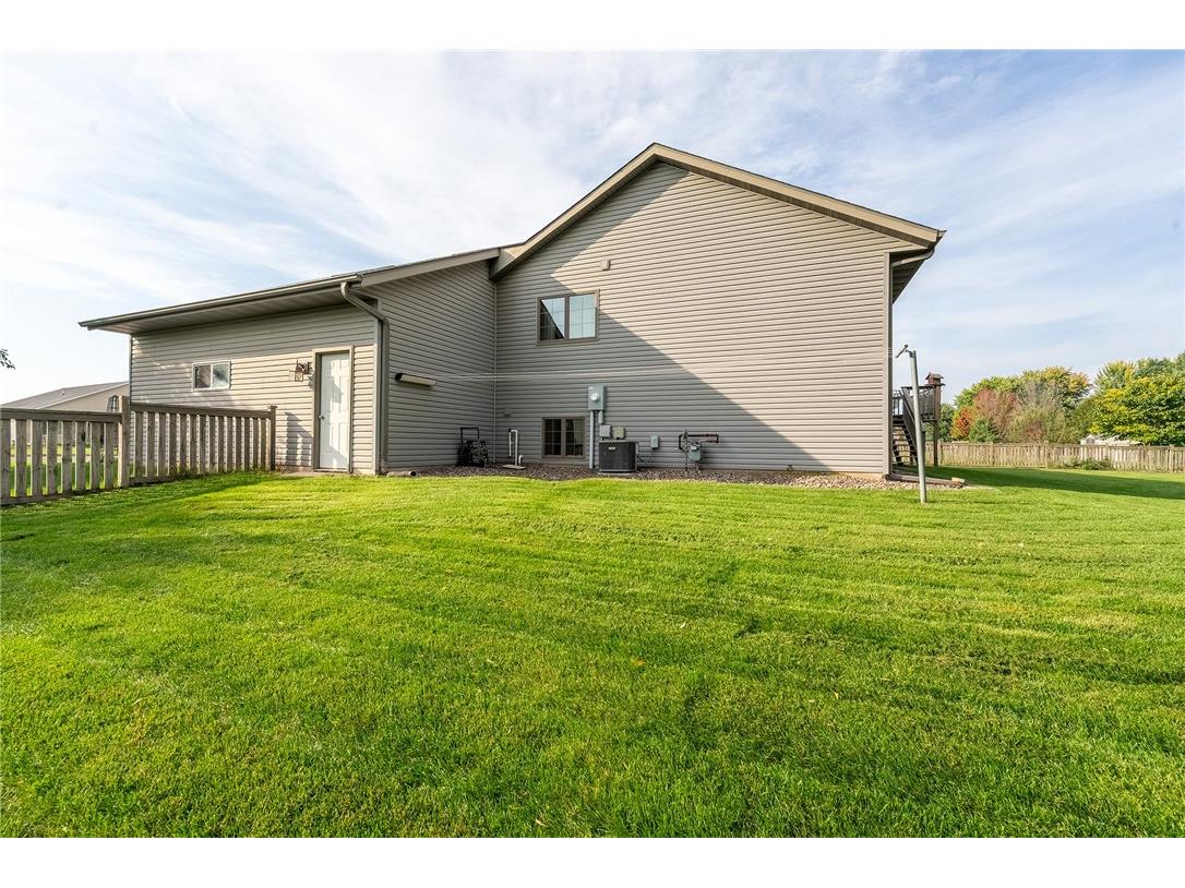 829 Bluff View Circle W Chippewa Falls WI 54729 1595660 image26