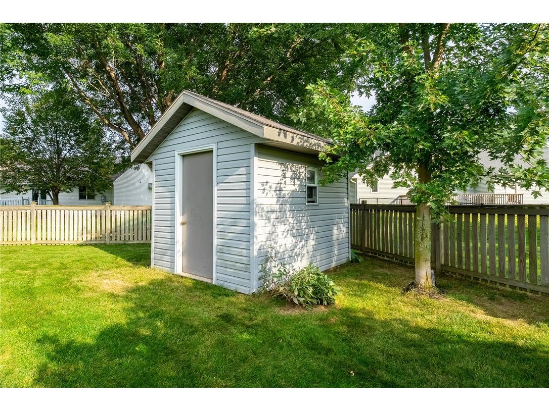 829 Bluff View Circle W Chippewa Falls WI 54729 1595660 image28