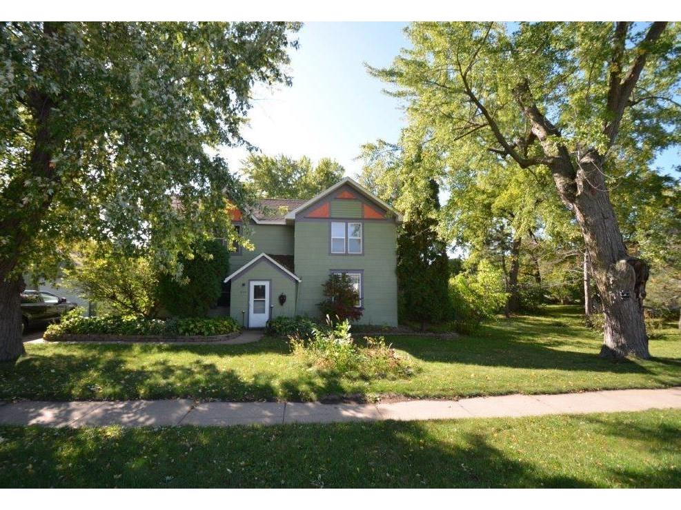 840 Broadway Street Hammond WI 54015 1582851 image1