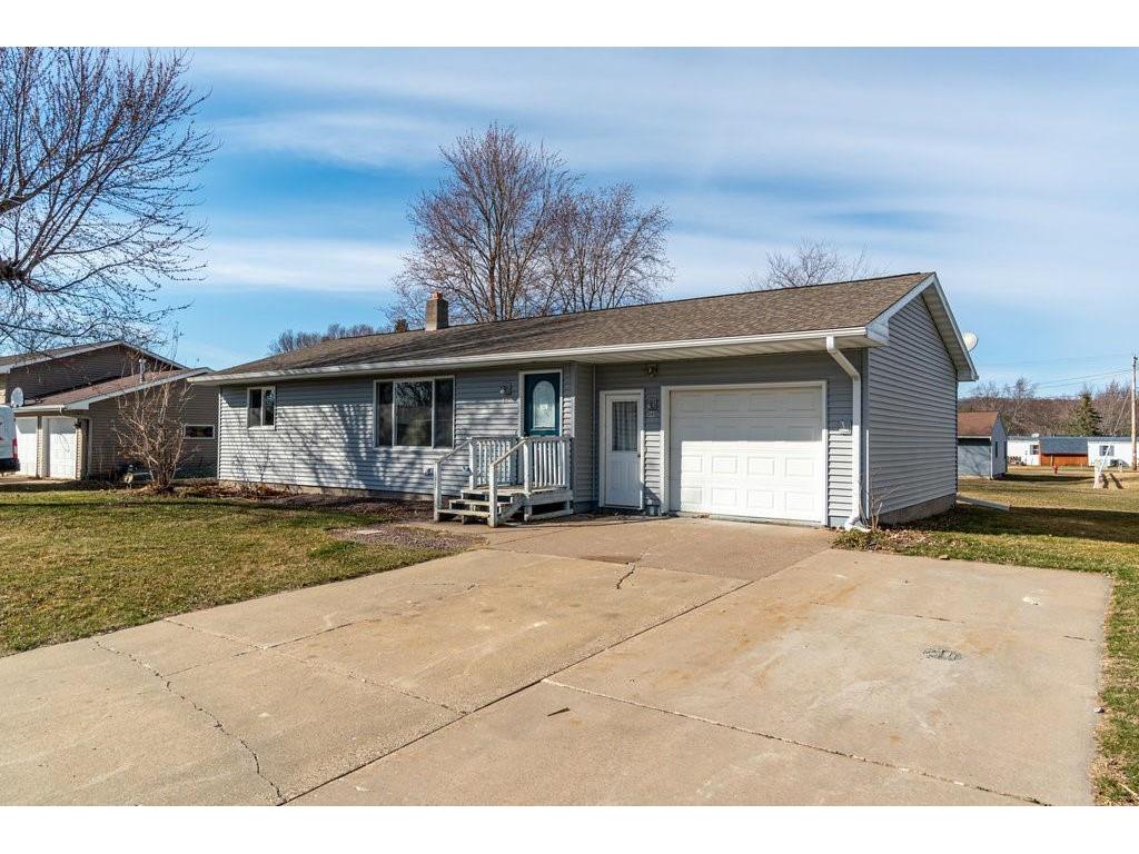 840 E Taft Street Blair WI 54616 1580461 image1