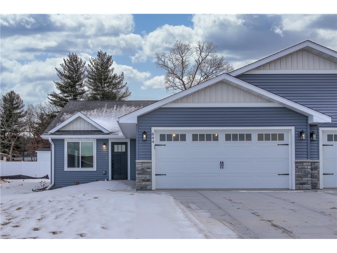844 Glacier Drive Altoona WI 54720 1588545 image1