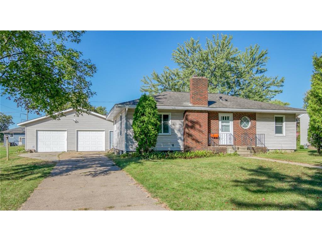 844 Maple Street Chippewa Falls WI 54729 1586226 image1