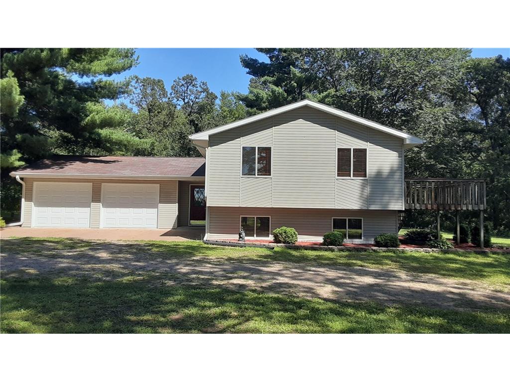 8455 S County Line Road, Mondovi, WI 54755 MLS 1565814 Edina Realty