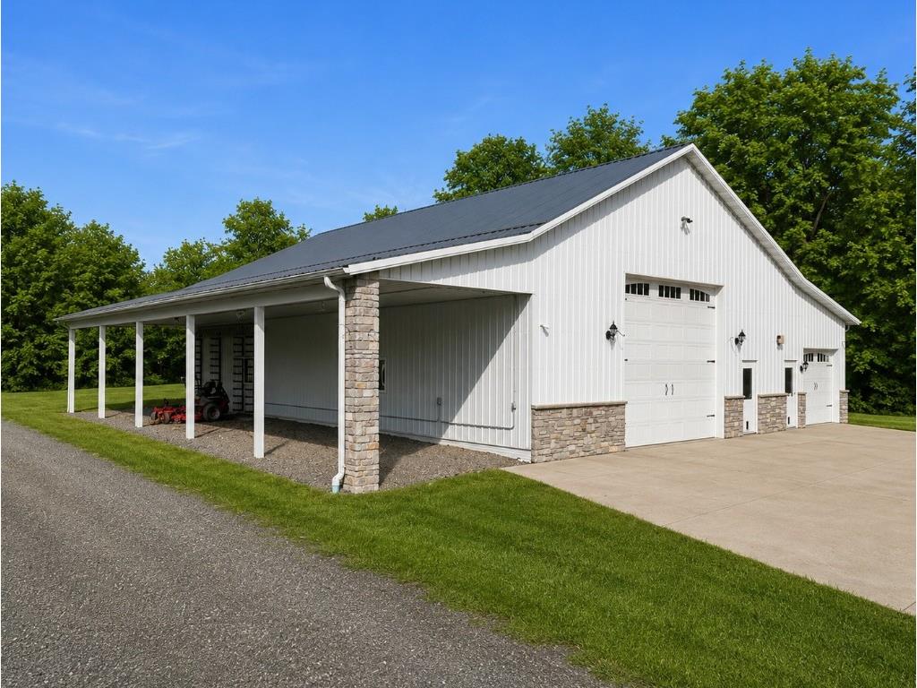 8505 257th Street Cadott WI 54727 1599341 image4
