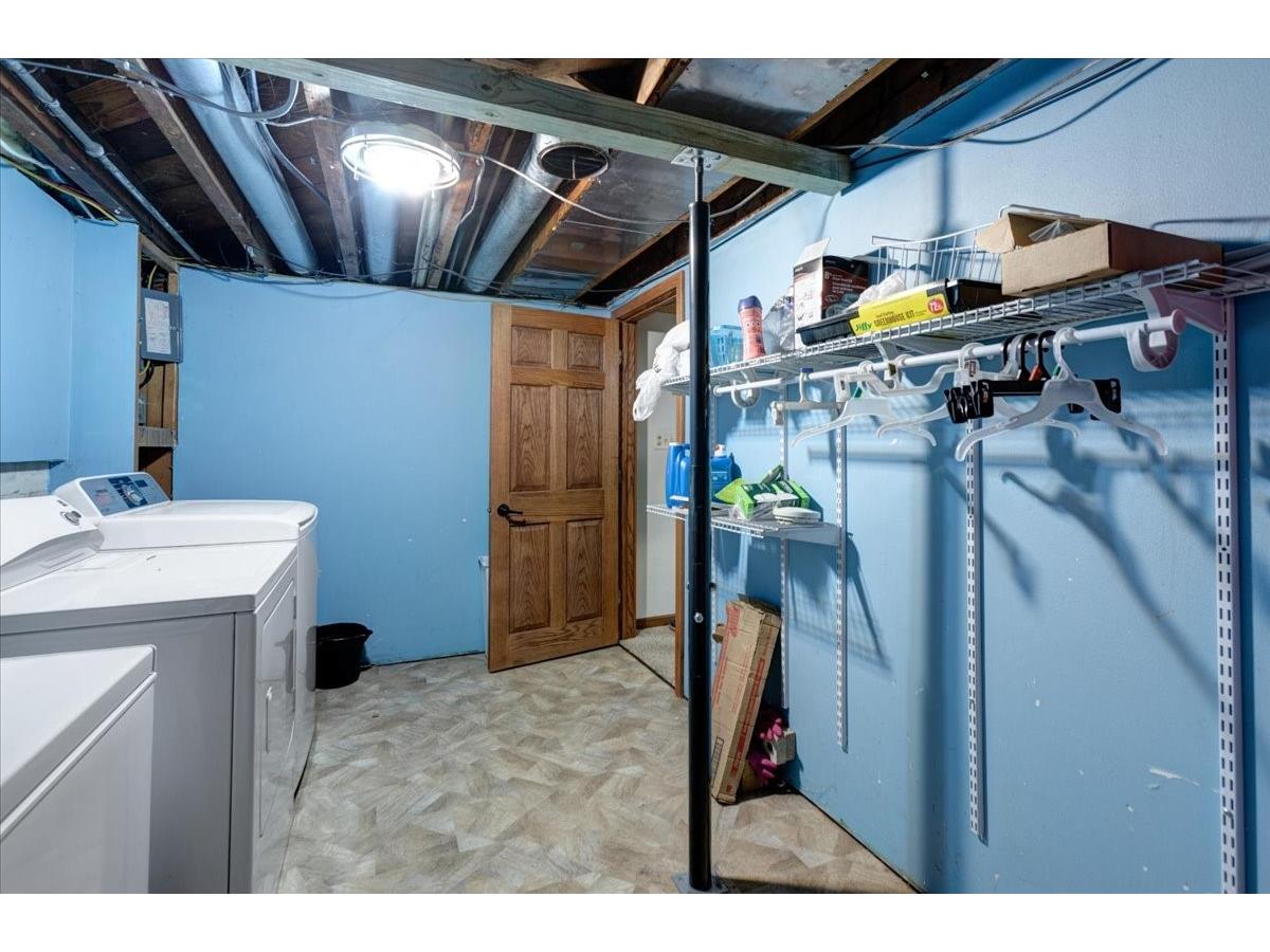 861 Hopwood Avenue NE Menomonie WI 54751 1602577 image28
