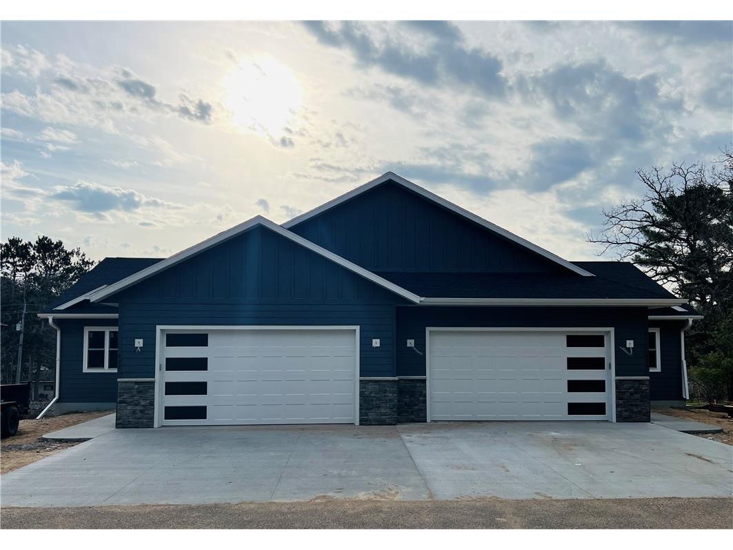 868 17th Street SE Menomonie WI 54751 1589288 image1