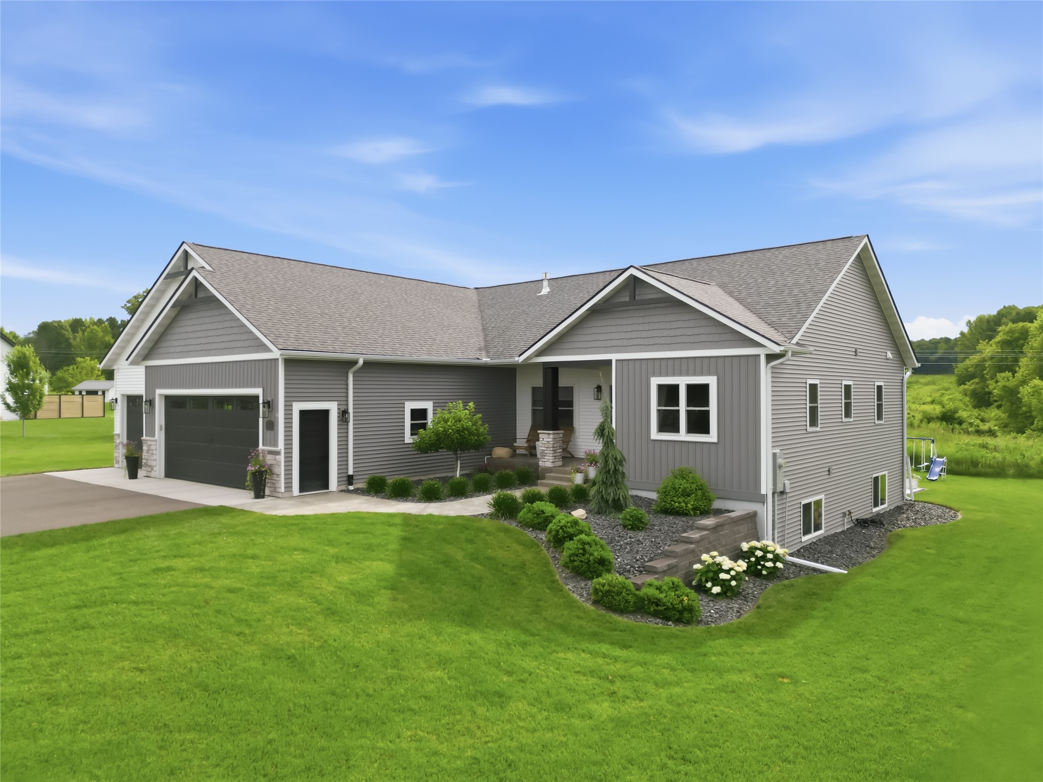 8777 S Cottonwood Circle Eau Claire WI 54701 1602741 image2