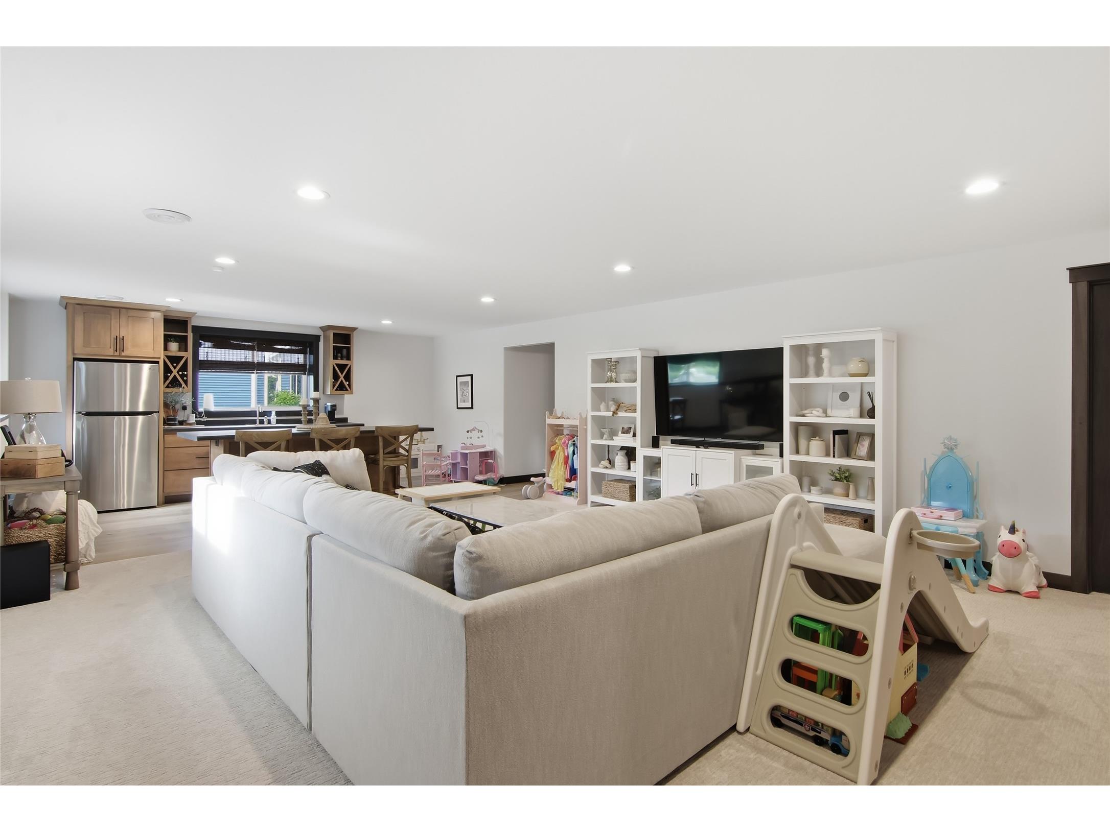 8777 S Cottonwood Circle Eau Claire WI 54701 1602741 image23