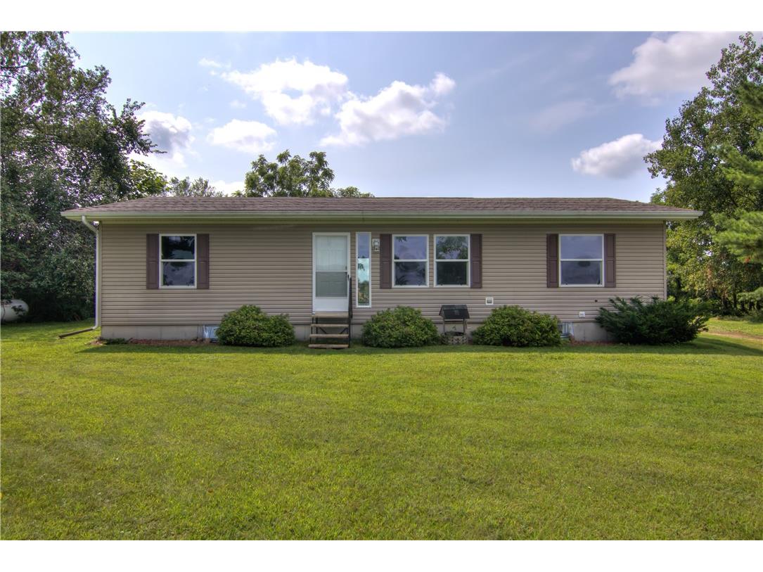 8794 E 530th Avenue Elk Mound WI 54739 1594235 image1